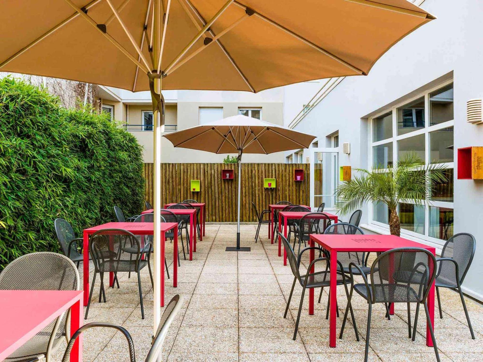 Ibis Budget Issy Les Moulineaux Paris Ouest Экстерьер фото